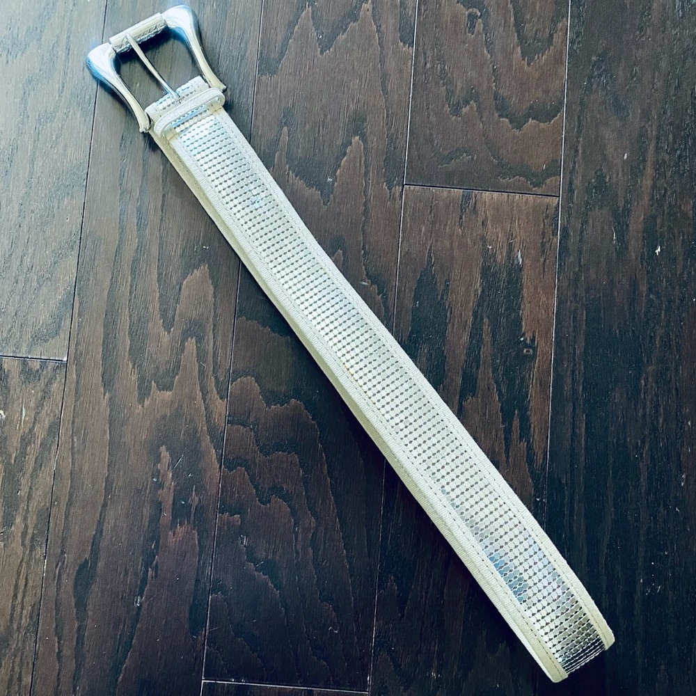 Guess belt